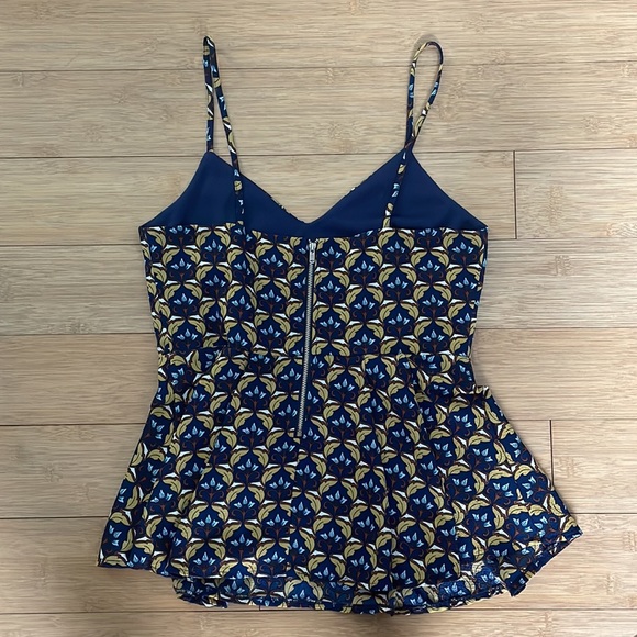 She & Sky peplum camisole size S - Picture 3 of 6